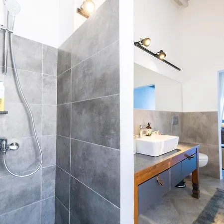 Love Beach Villa Vilă *