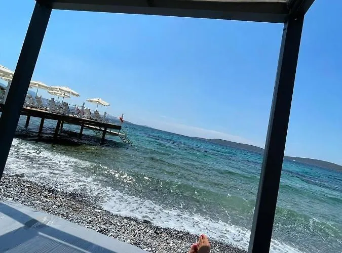 Love Beach Villa Willa *