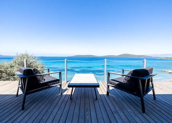 Willa Love Beach Villa *