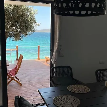 Βίλα Love Beach Villa *