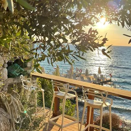 Love Beach Villa * Αλικαρνασσός