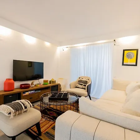 Love Beach Villa 博德鲁姆