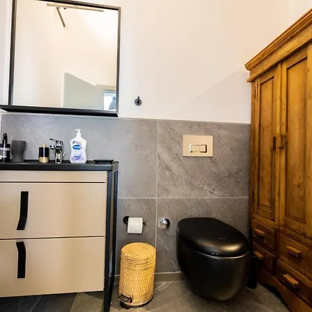 Love Beach Villa 别墅 *