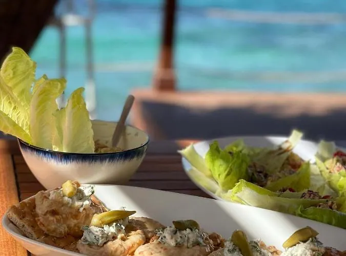 Love Beach Villa וילה