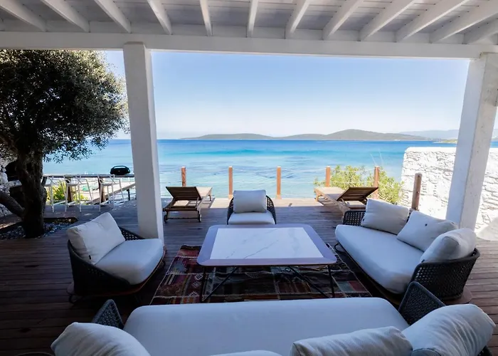 וילה Love Beach Villa *