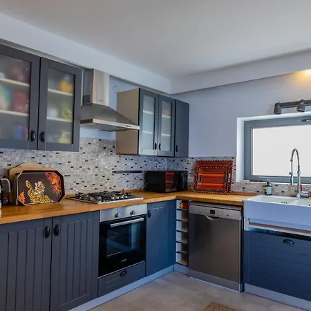 Love Beach Villa فيلة بودروم